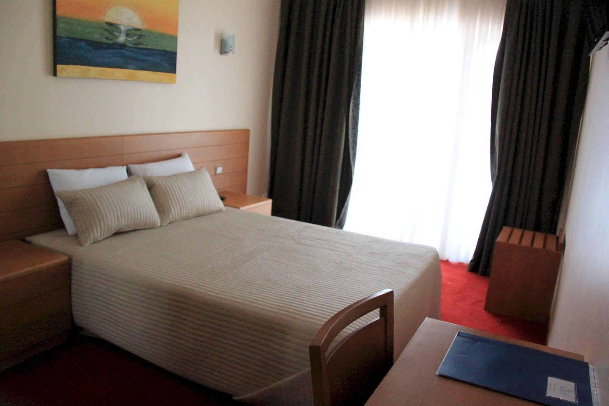 Hotel Quasar Pedroucos  Luaran gambar