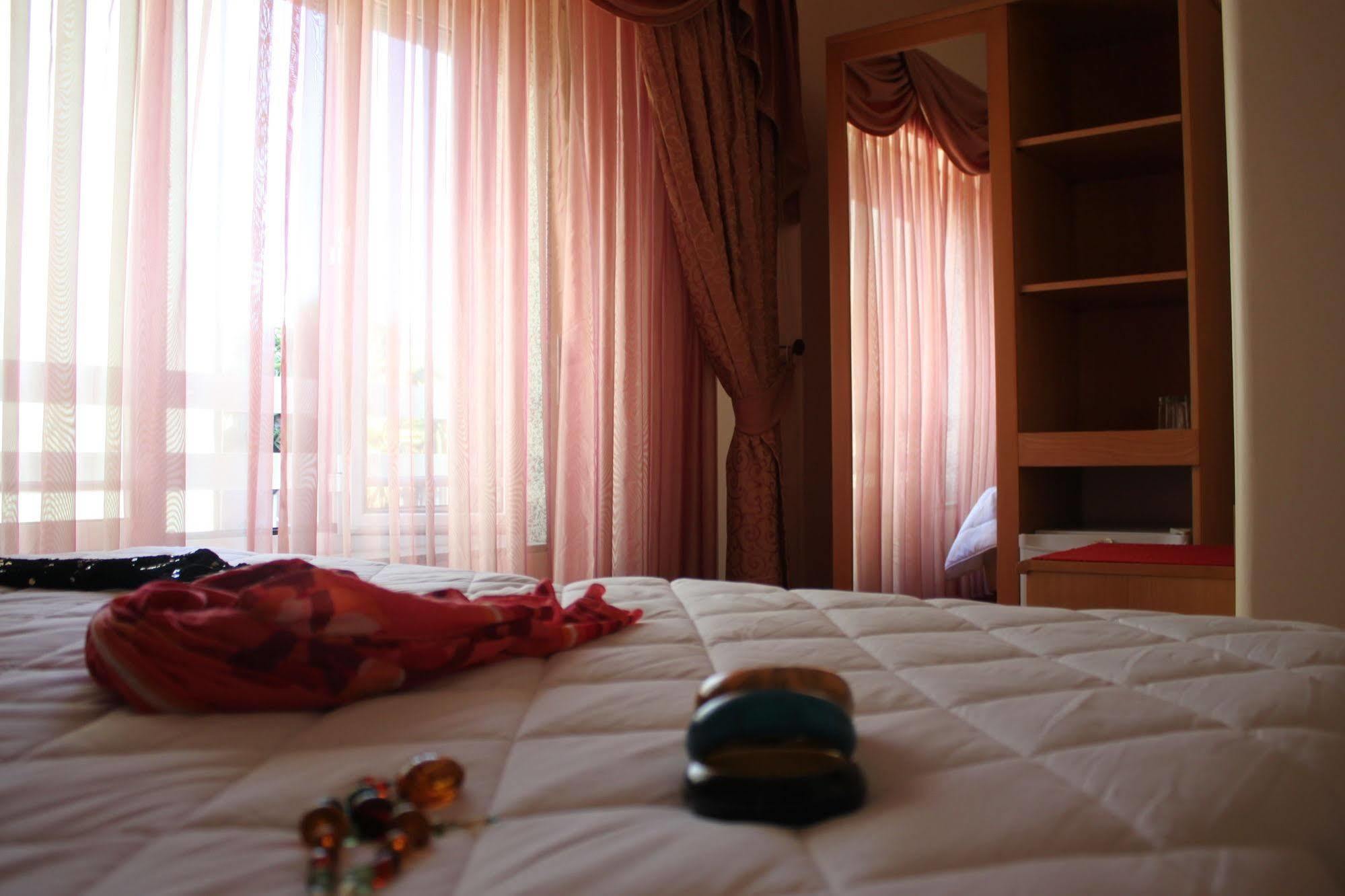 Hotel Quasar Pedroucos  Luaran gambar