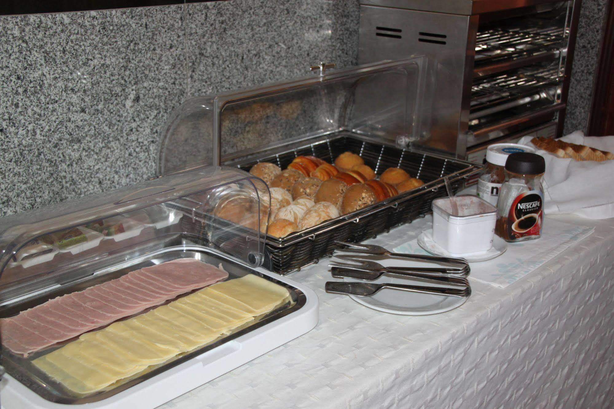 Hotel Quasar Pedroucos  Luaran gambar